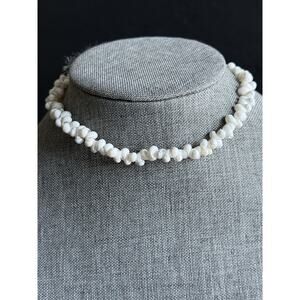 Vintage Hawaiian Snail Shell Necklace White Choker Boho Beachy Travel Coastal